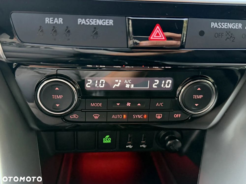 Mitsubishi Eclipse Cross 1.5 T Invite Plus - 12