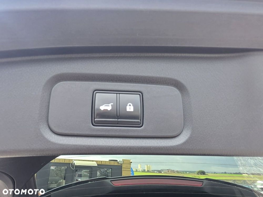 Nissan Qashqai 1.3 DIG-T N-Connecta DCT - 21