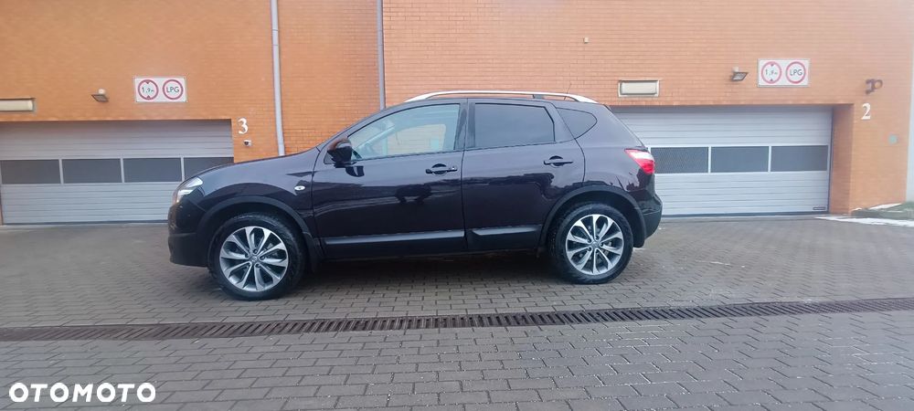 Nissan Qashqai 2.0 dCi Tekna - 2
