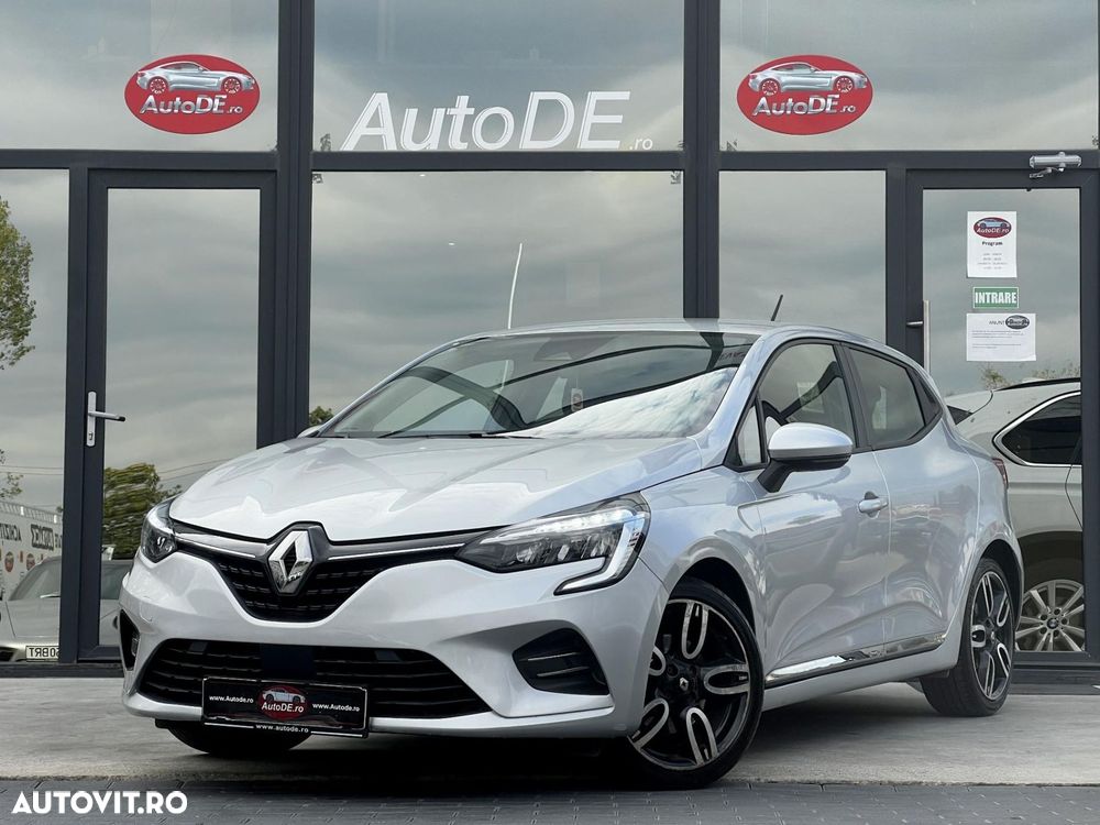 Renault Clio - 1