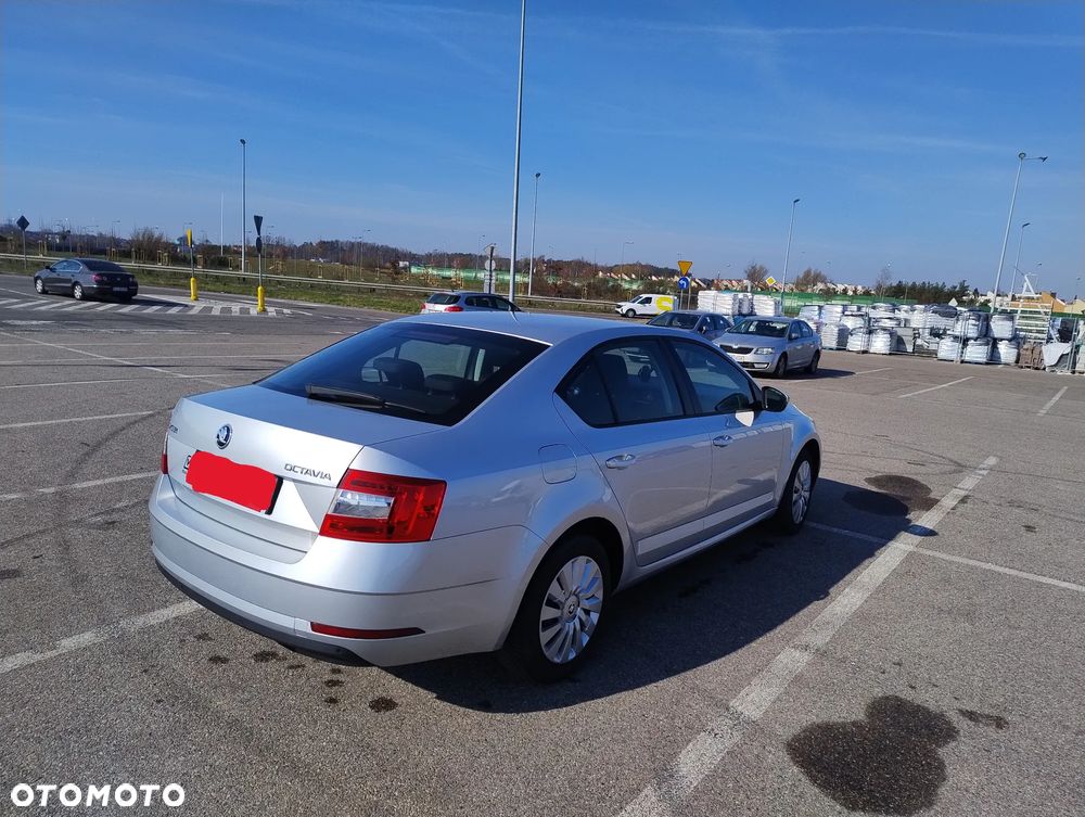 Skoda Octavia 1.4 TSI Ambition - 6