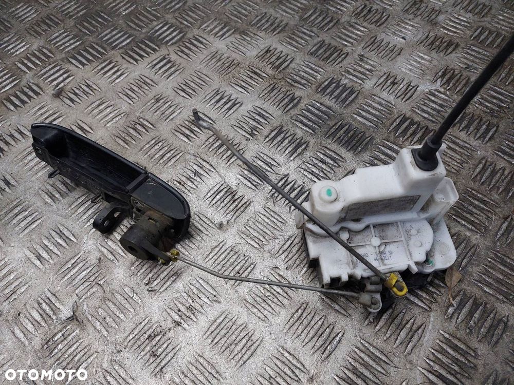 ZAMEK DRZWI LEWY PRZÓD + KLAMKA ZEWNĘTRZNA PANDA II 0 PIN 46803511 - 3