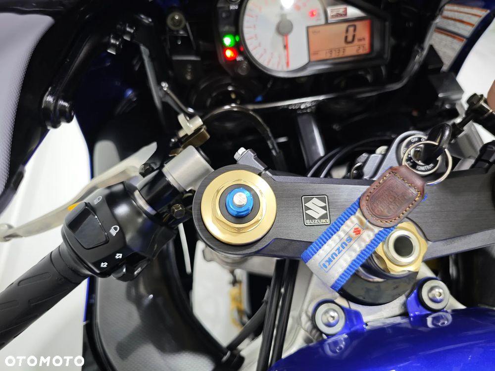 Suzuki GSX-R - 17