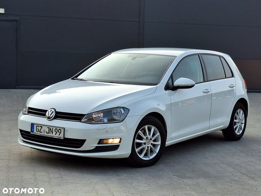 Volkswagen Golf - 3