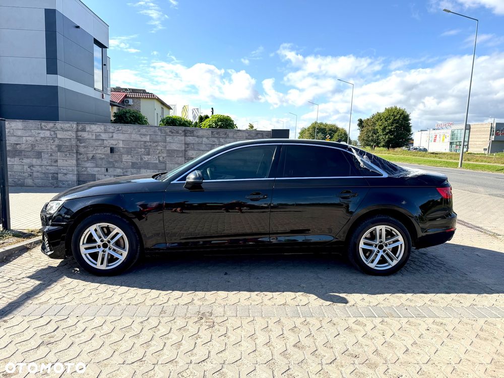 Audi A4 Limousine - 2