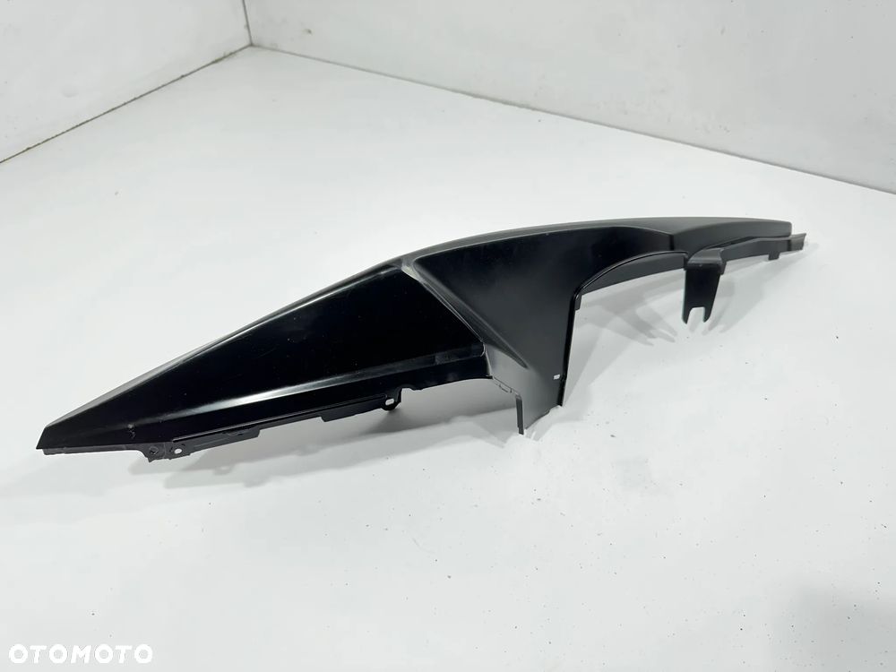 Boczek lewy Yamaha R125 YZF 16-20R - 1