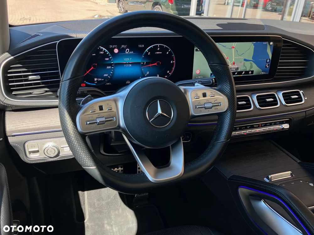 Mercedes-Benz GLS - 25