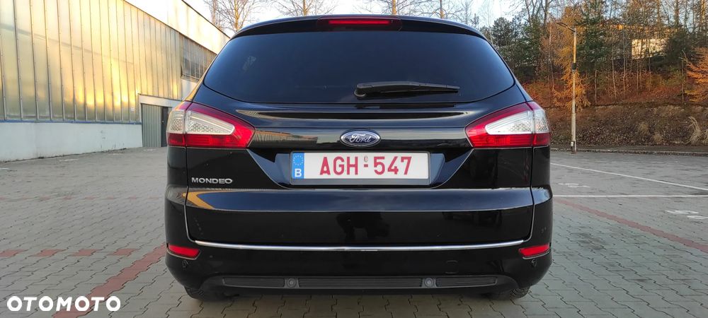 Ford Mondeo 2.0 TDCi Ghia - 10