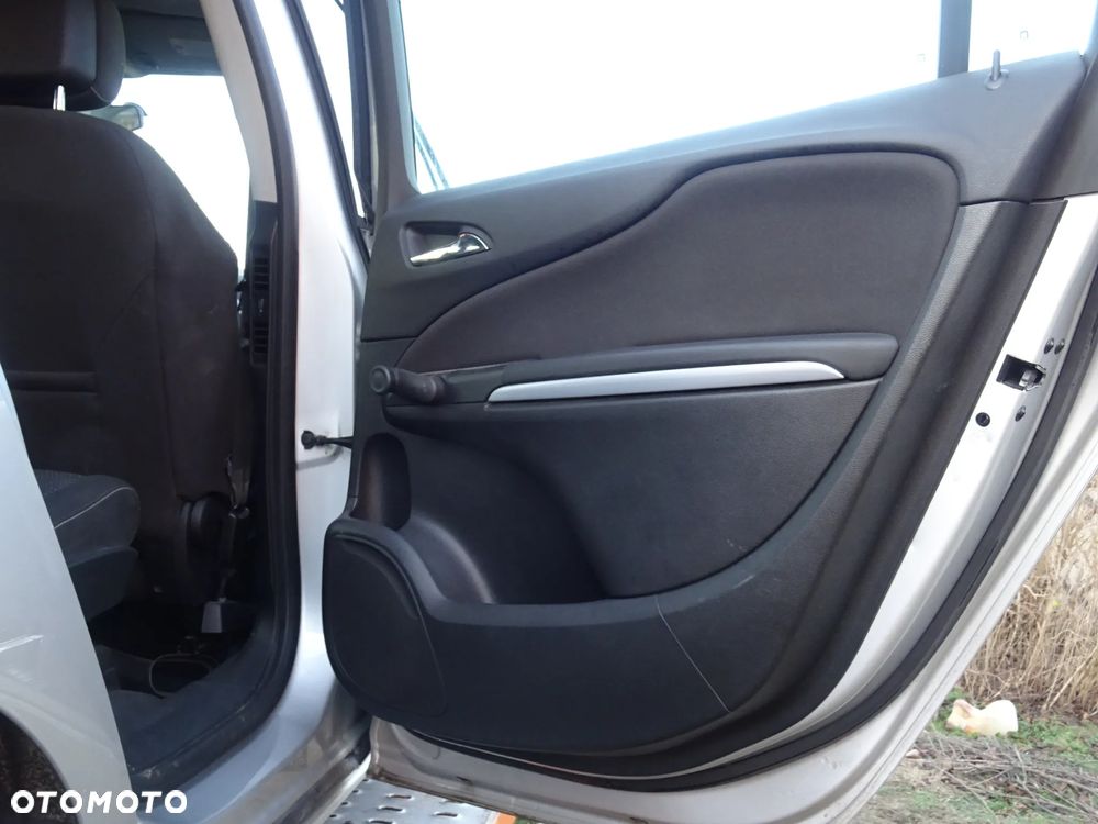 OPEL ZAFIRA C TOURER TAPICERKA FOTELE 1 i 2 RZĄD 5 OSÓB BOCZKI KOMPLET - 6