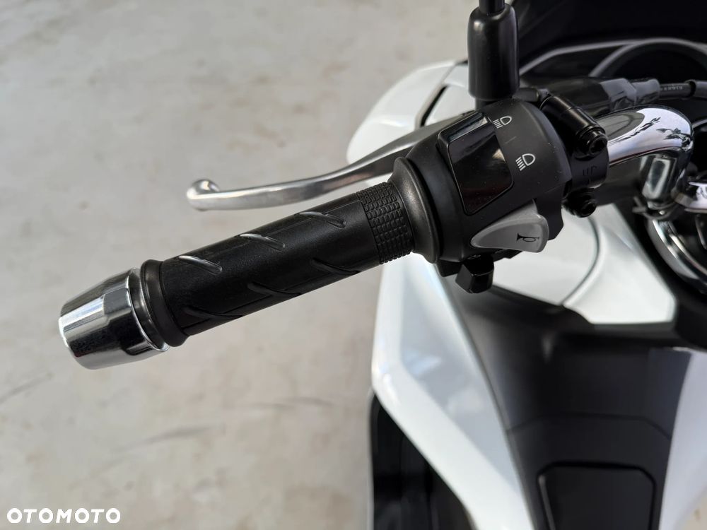 Honda PCX - 10