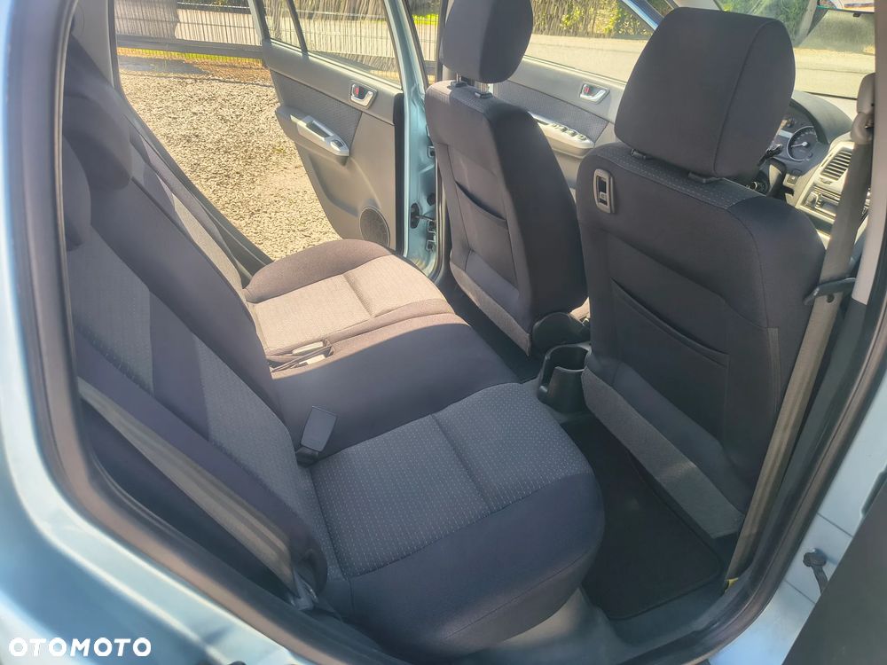 Hyundai Getz 1.4 GLS - 23