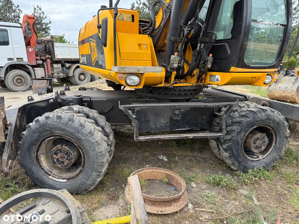 JCB 175W - 7
