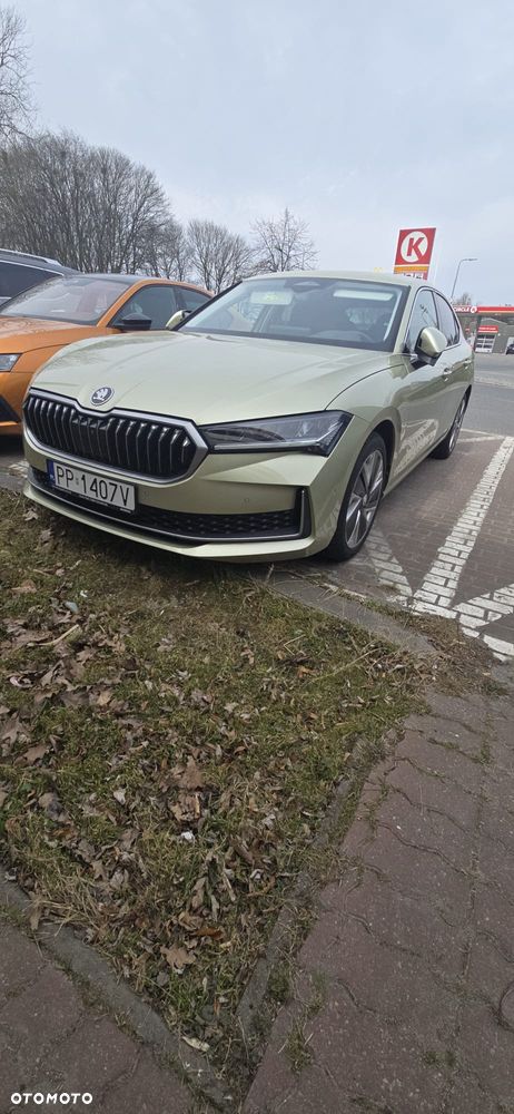 Skoda Superb 1.5 TSI mHEV Selection DSG - 2