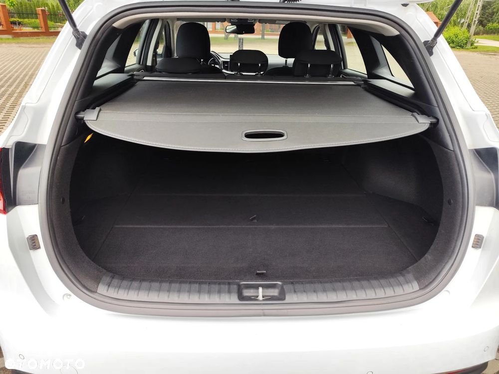 Kia Ceed 1.6 CRDi mHEV M - 16