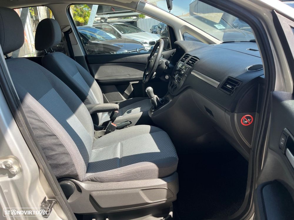 Ford Focus C-Max 1.6 TDCi Ambiente - 35