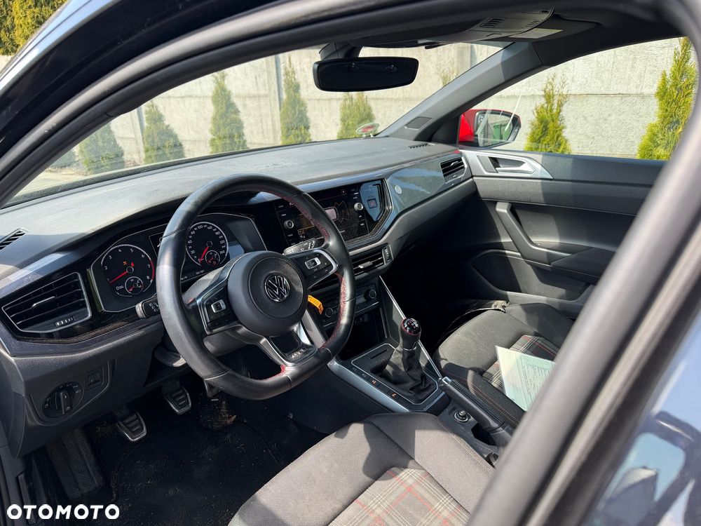 Volkswagen Polo 2.0 TSI OPF GTI - 9