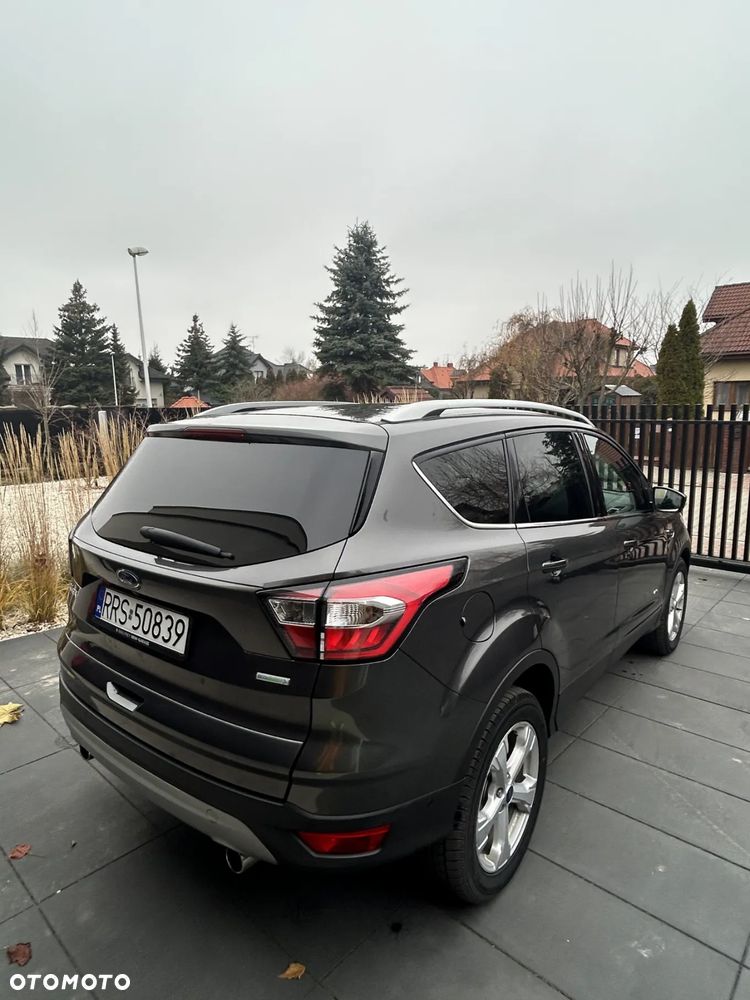 Ford Kuga 1.5 EcoBoost 4x4 Titanium - 9
