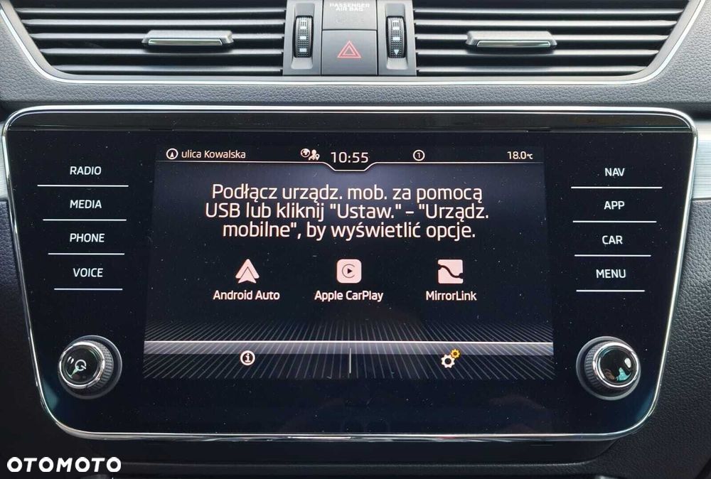Skoda Superb 2.0 TDI SCR Ambition DSG - 33