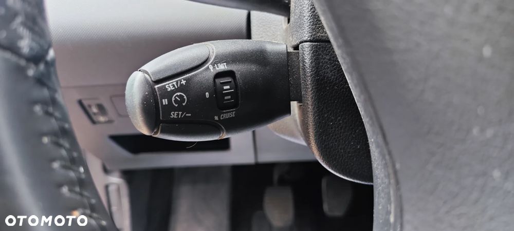 Peugeot 308 2.0 HDi Allure - 27