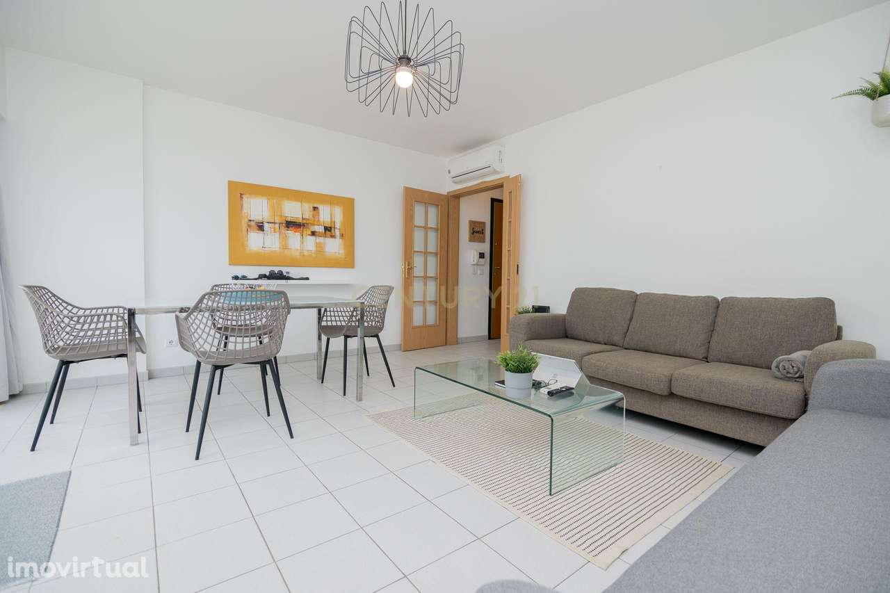 NÃO PERCA ESTA GRANDE OPORTUNIDADE! APARTAMENTO T1 MODERNO E ESPAÇOSO - Grande imagem: 4/17