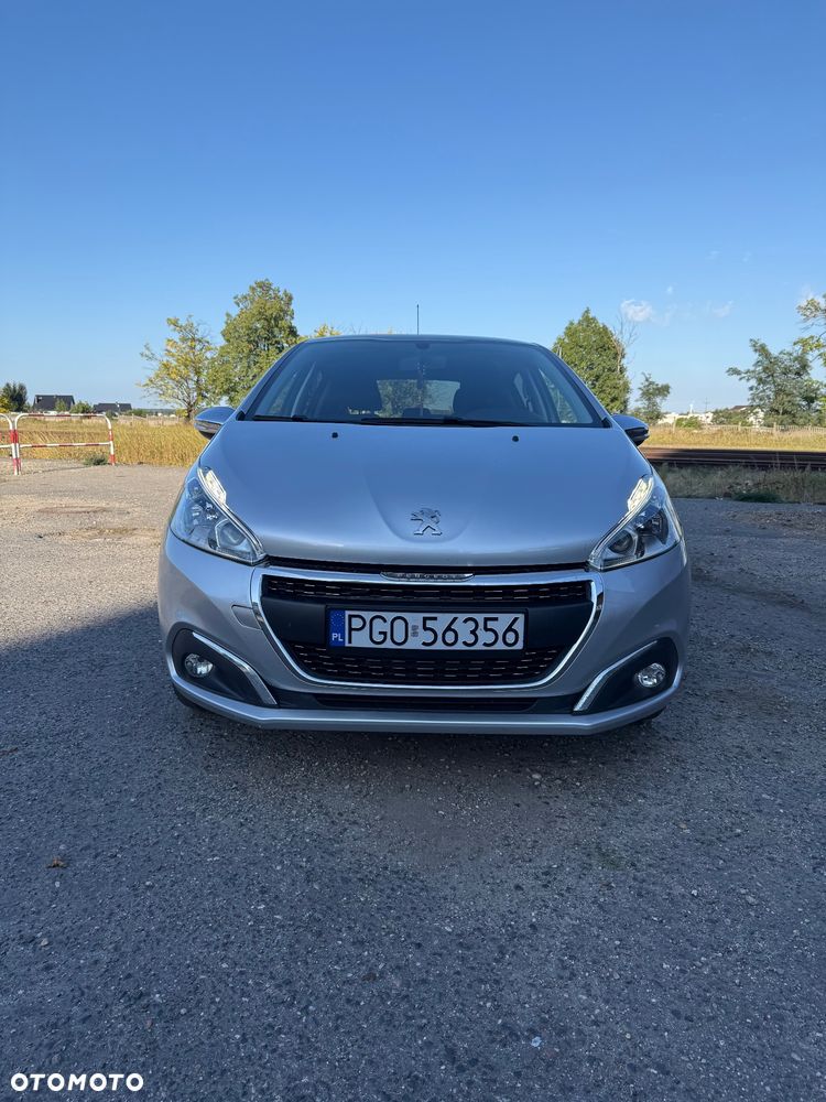 Peugeot 208 1.2 PureTech Style - 12