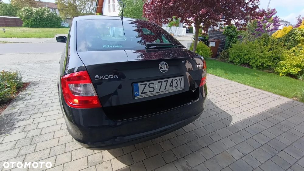 Skoda RAPID 1.2 TSI Active - 10