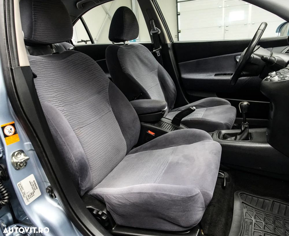 Nissan Primera 1.6 Visia - 13