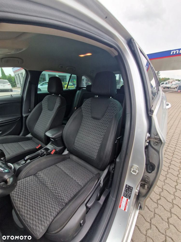 Opel Astra 1.6 CDTI Sport - 9