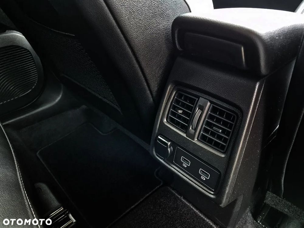 Renault Captur - 16