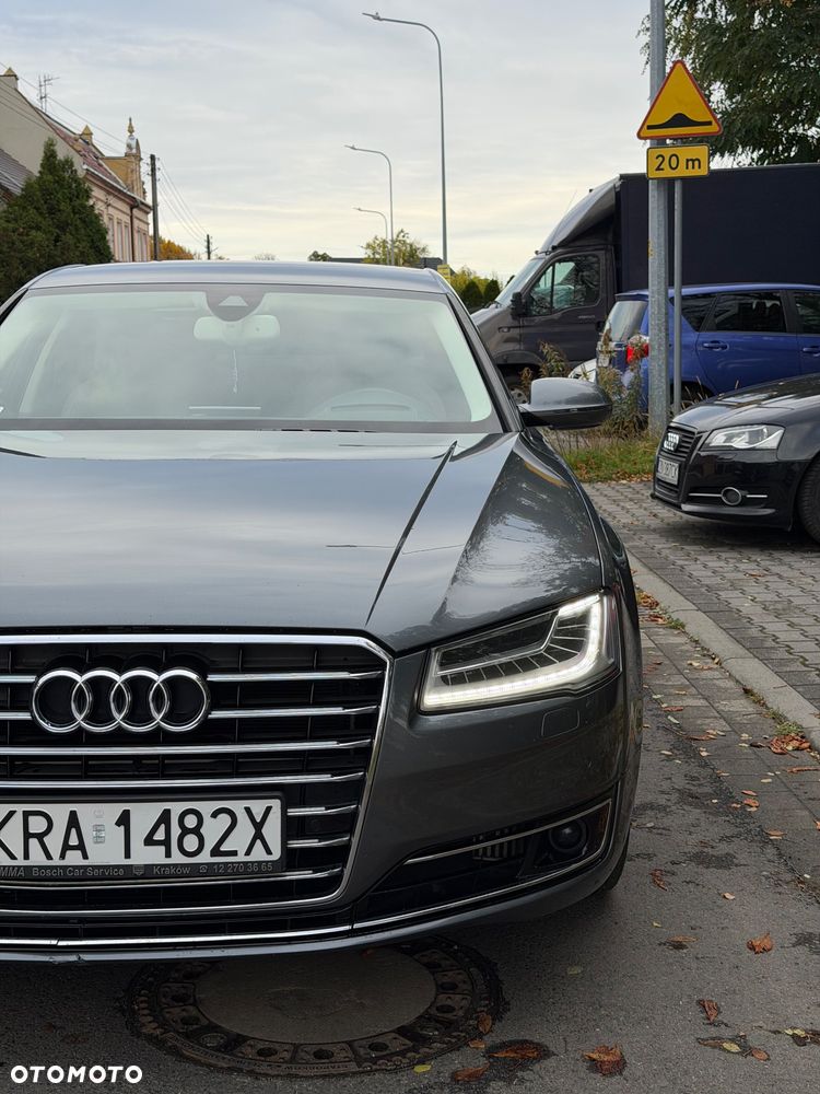 Audi A8 - 9