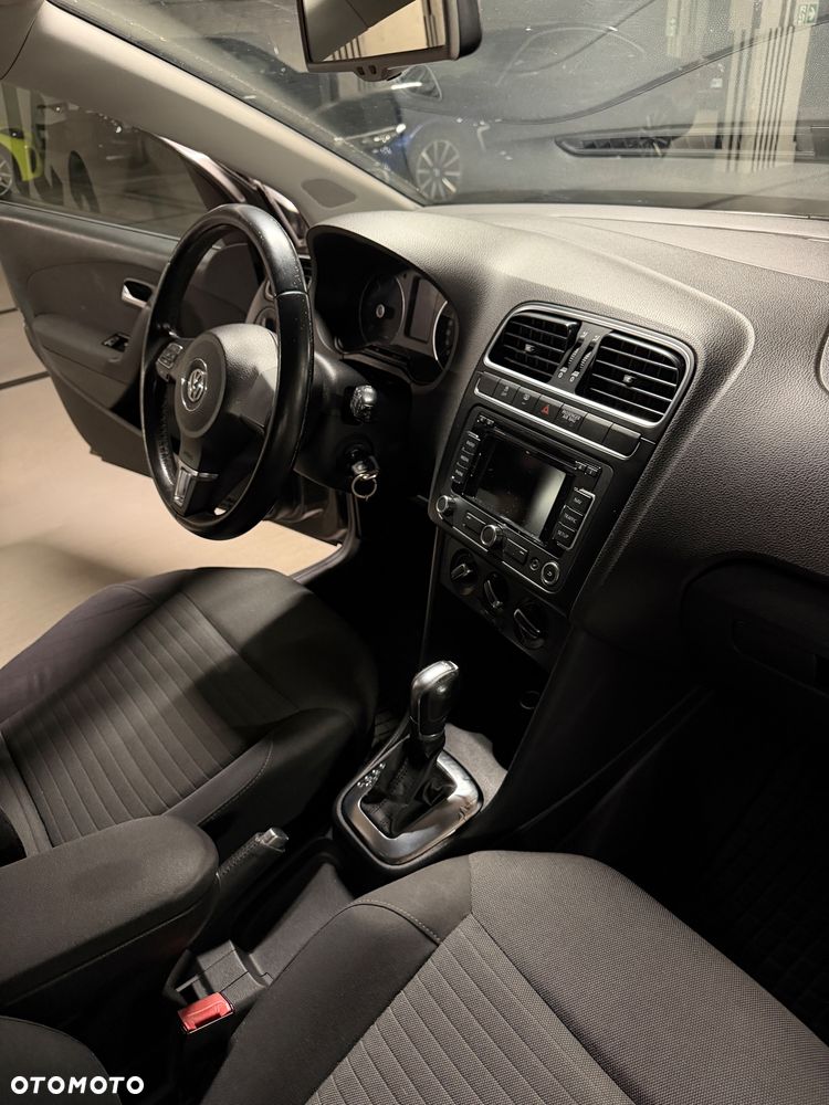 Volkswagen Polo - 18