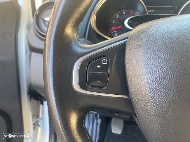 Renault Clio Energy dCi 90 Start & Stop LIMITED 2018 - 13