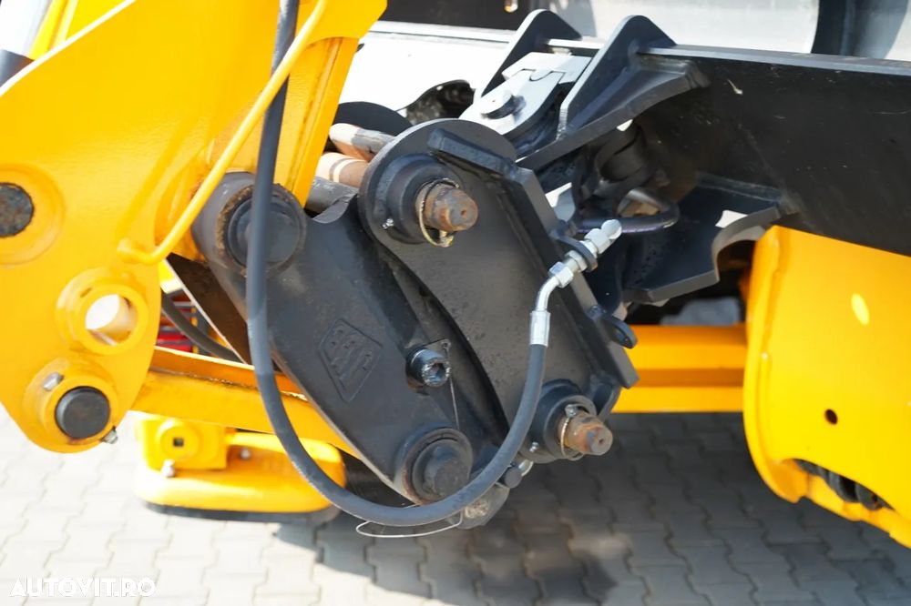 JCB 3CX / BULDOEXCAVATOR / NOU NOU / 0 LUNI - 23