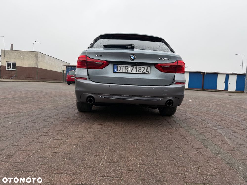 BMW Seria 5 530d xDrive Sport Line sport - 6