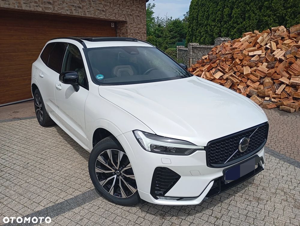 Volvo XC 60 B4 D AWD Ultimate Dark - 12