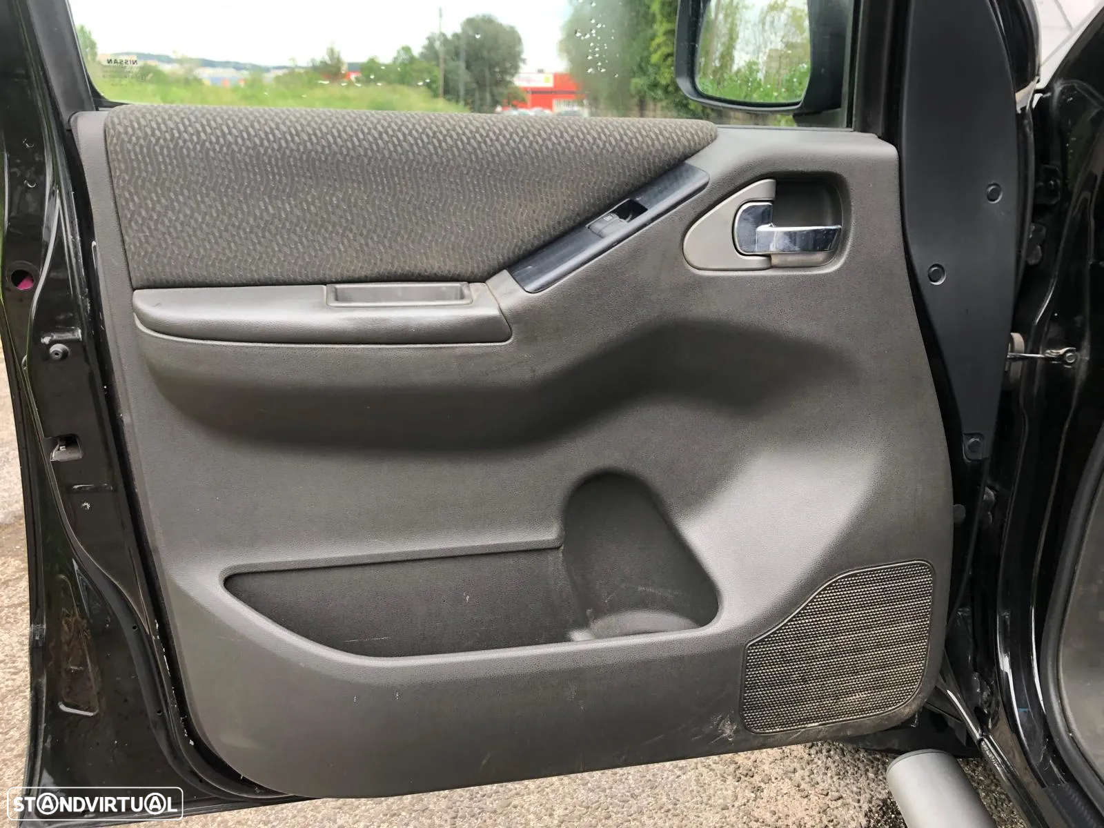 Nissan Navara 2.5 dCi CD LE 4WD - 26