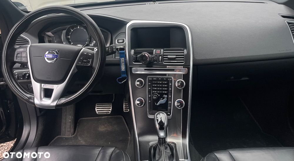 Volvo XC 60 D3 Drive-E R-Design Kinetic - 14