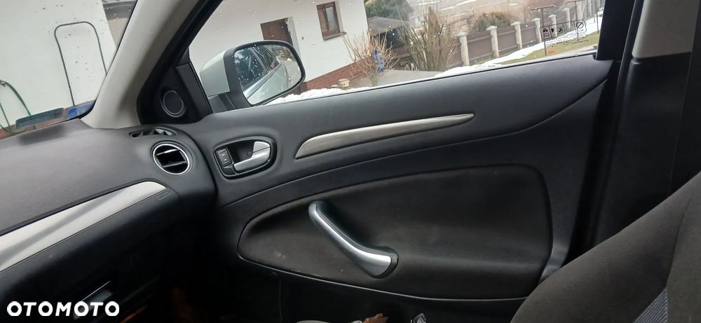 Ford Mondeo 2.0 TDCi Titanium - 10
