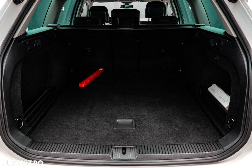 Volkswagen Passat Variant 1.5 TSI ACT OPF DSG Comfortline - 23