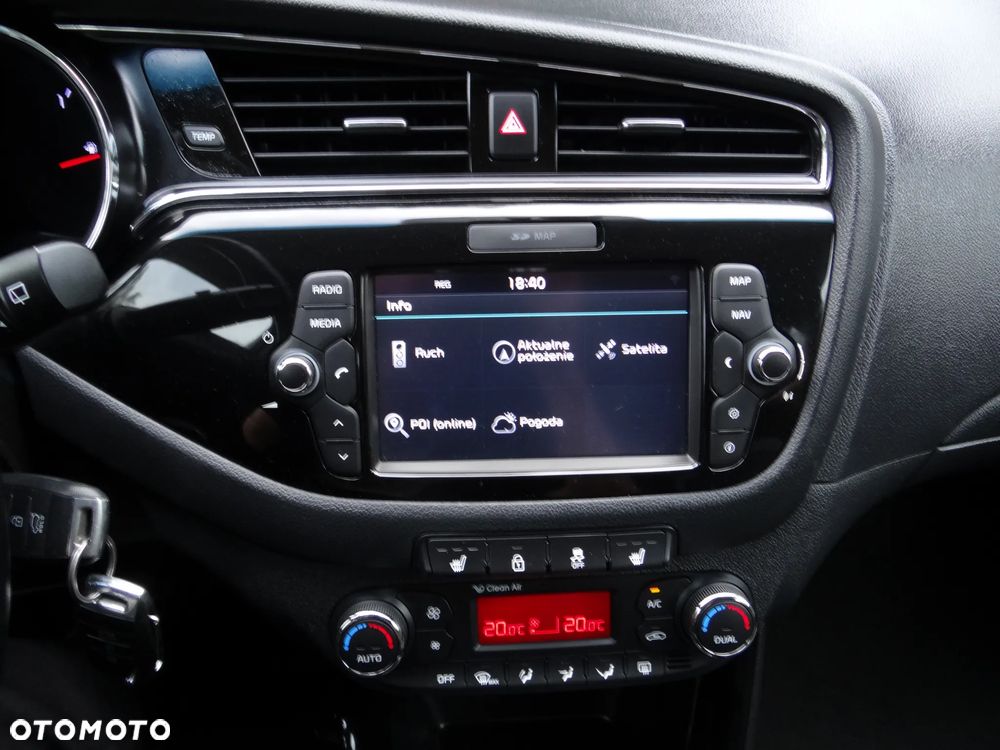 Kia Ceed 1.4 CVVT Dream Team Edition - 36
