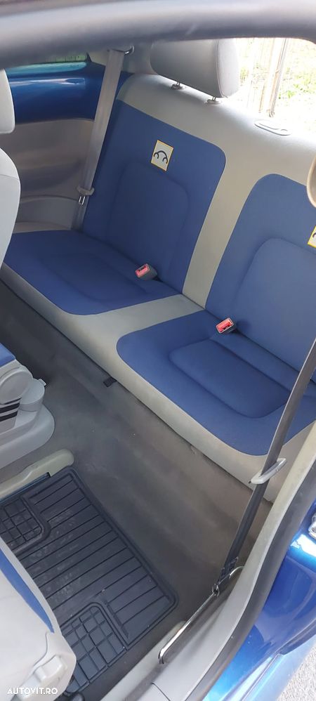 Volkswagen Beetle - 11