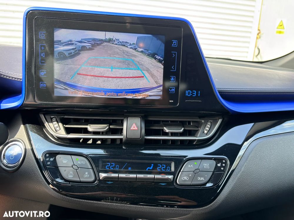 Toyota C-HR Lounge - 25