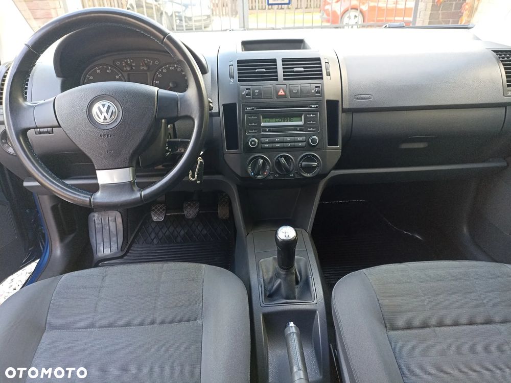 Volkswagen Polo 1.2 Tour - 21