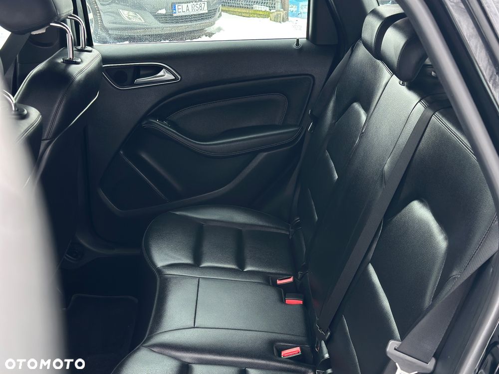 Mercedes-Benz Klasa B 180 (BlueEFFICIENCY) - 27