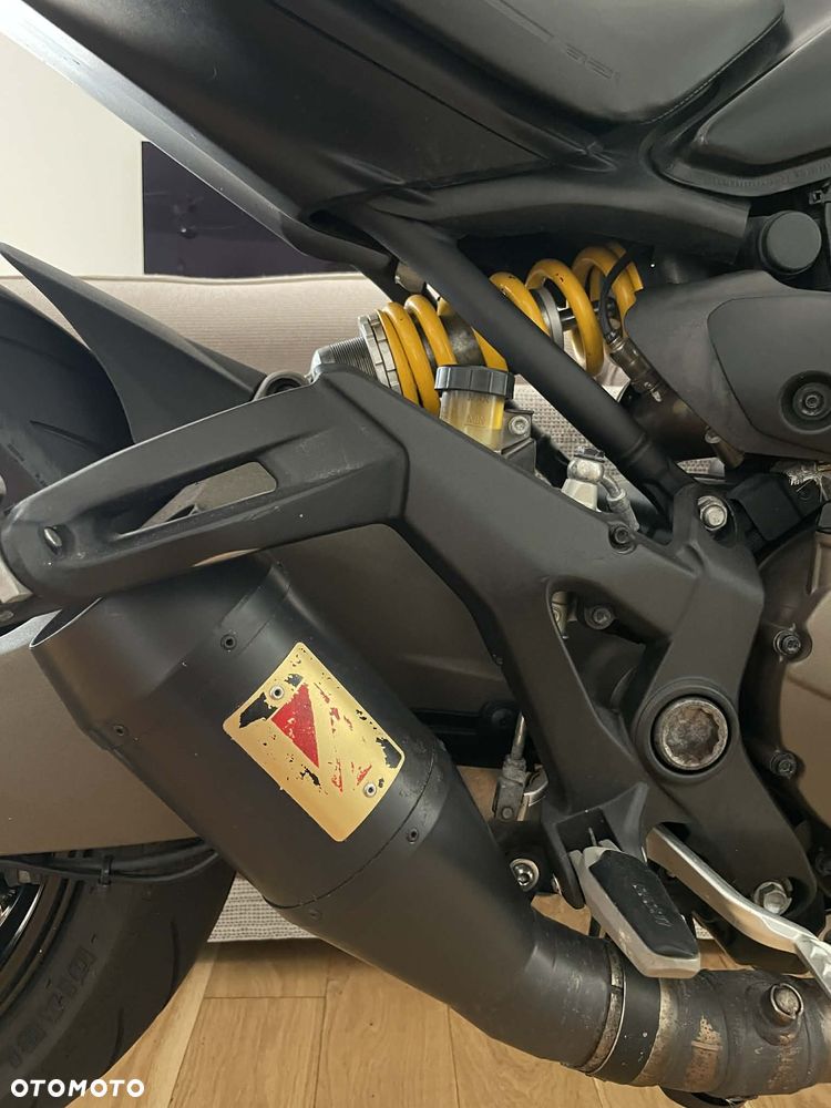 Ducati Monster - 2