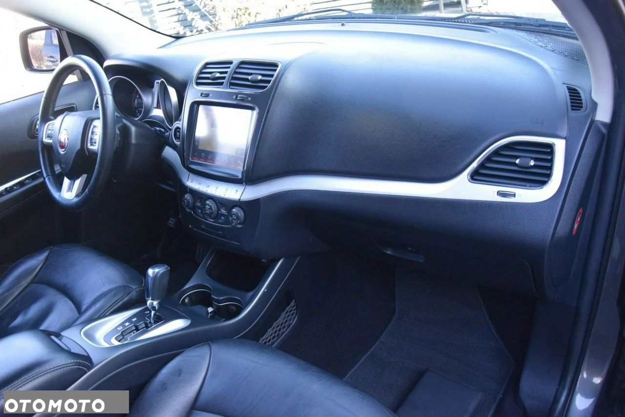 Fiat Freemont 2.0 Multijet 16V DPF Automatik Allrad Black Code - 24