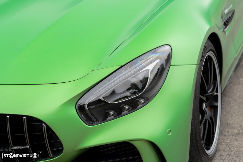 Mercedes-Benz AMG GT R - 7