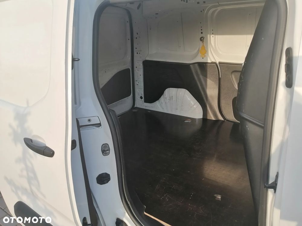 Opel Combo 1.2 Turbo S&S - 7