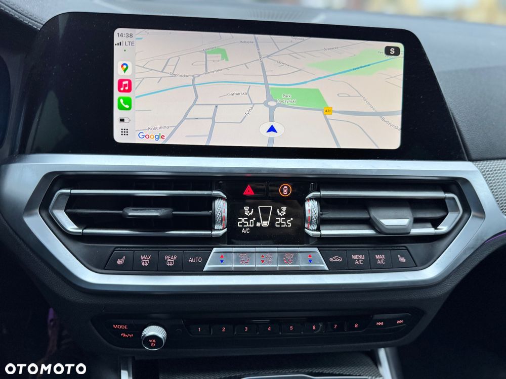 BMW Seria 3 318d M Sport Shadow - 14