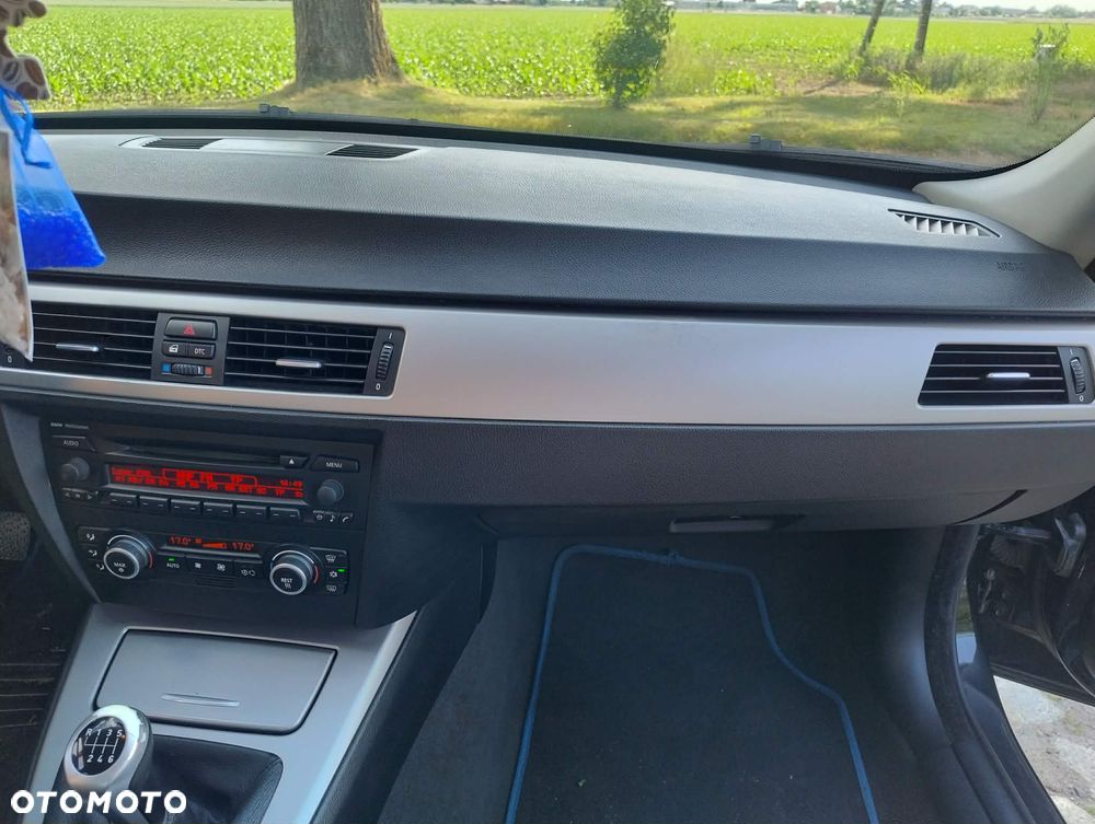 BMW Seria 3 - 14